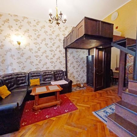 Aristocrat Vintage Apartment Braşov Exteriör bild