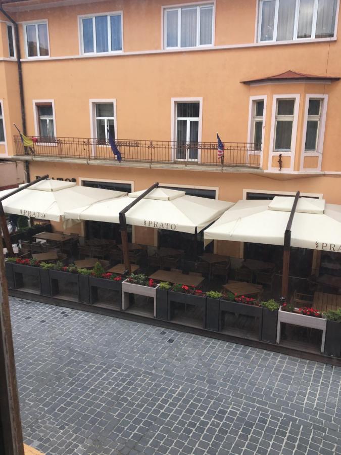 Aristocrat Vintage Apartment Braşov Exteriör bild