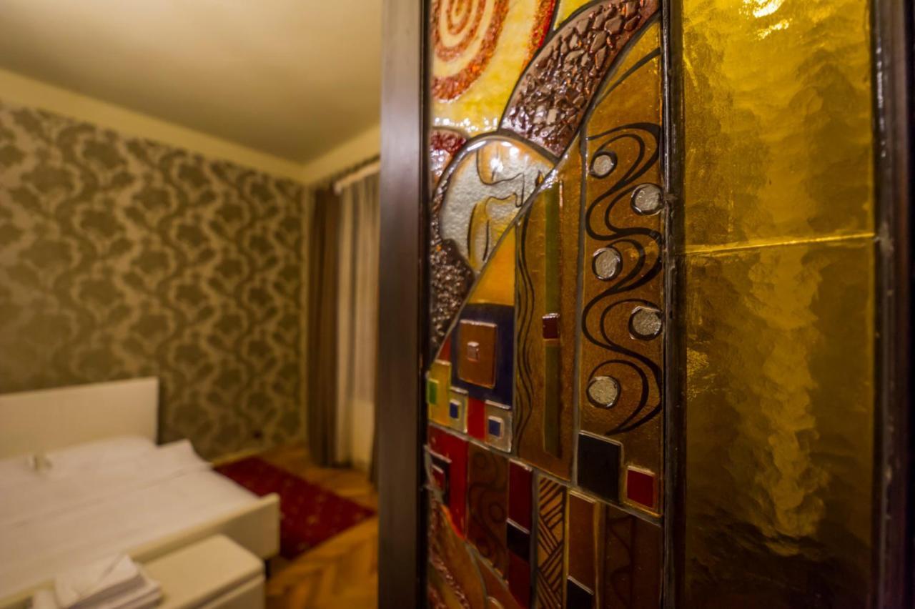 Aristocrat Vintage Apartment Braşov Exteriör bild